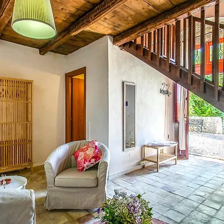 Holiday home Casale Granati Rosolini